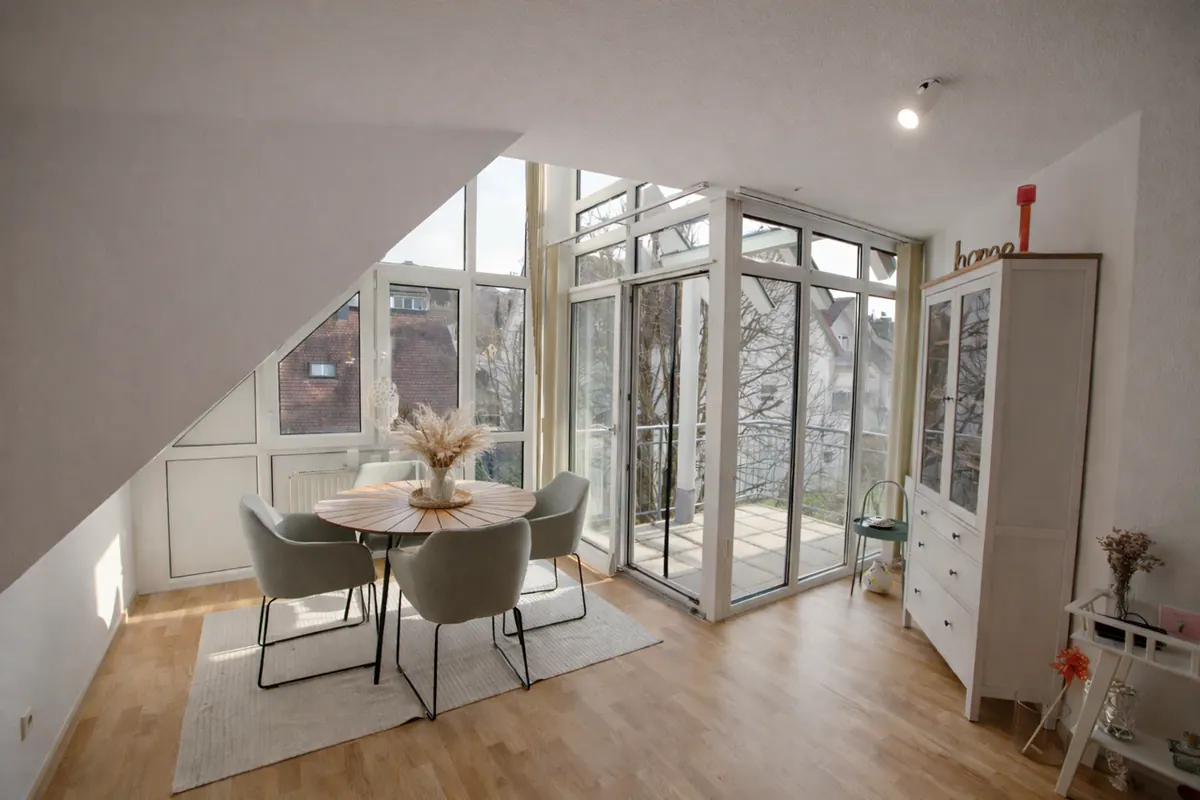 Lichtdurchflutete Maisonette Wohnung in der Oberstadt von Weingarten, Bild 2