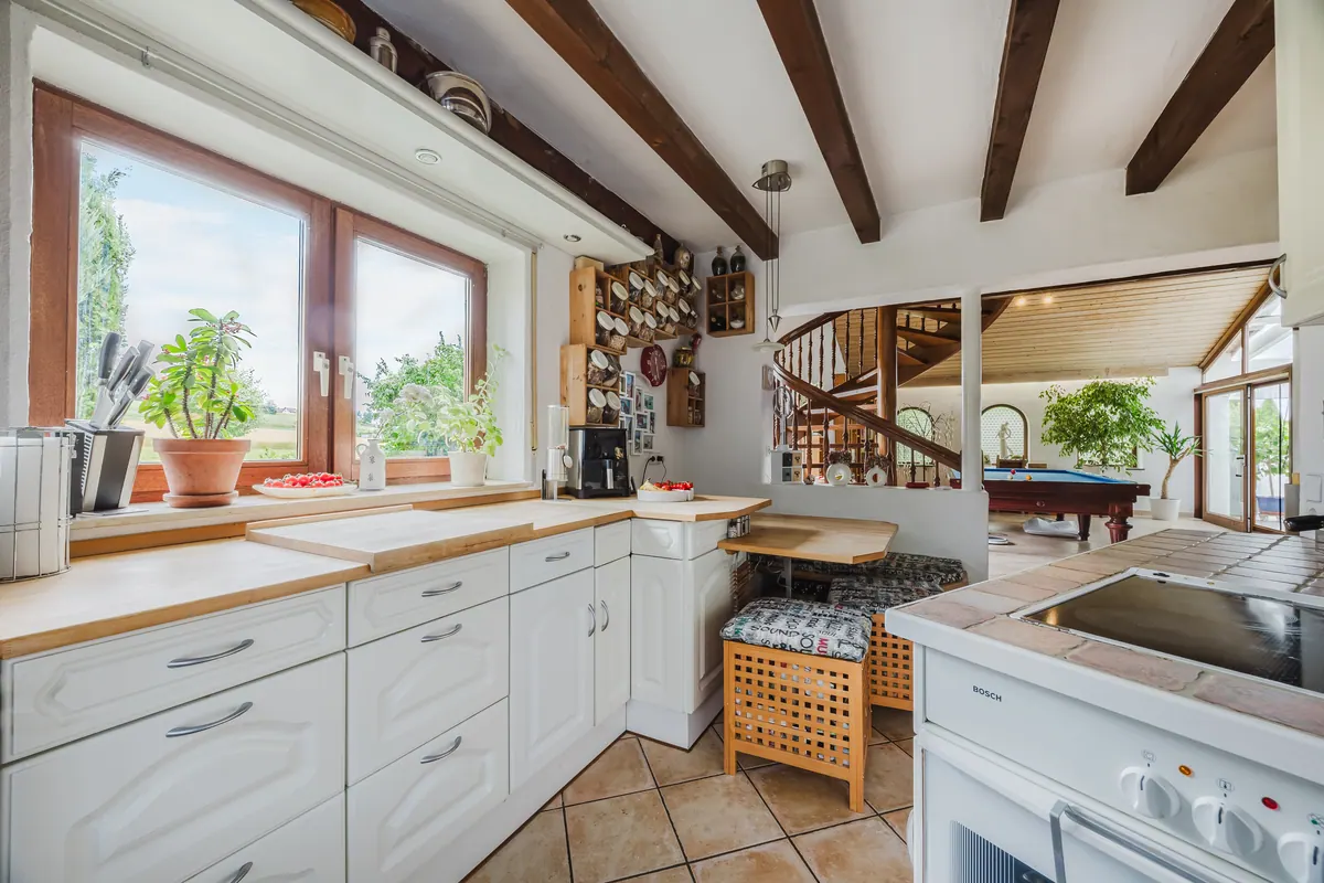 Ein Zuhause mit Charakter - Großzügiges Mehrfamilienhaus in ruhiger Lage mit Wohn-/ Gewerbeeinheit, Bild 7